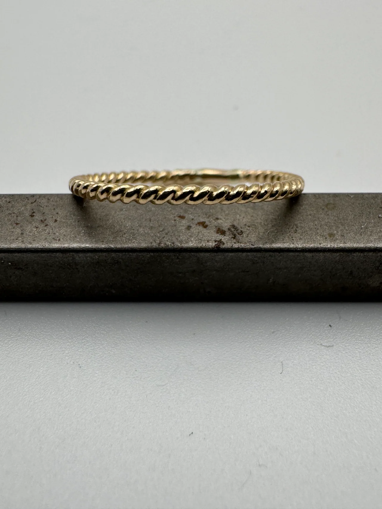 Gold twisted band in 14k gold